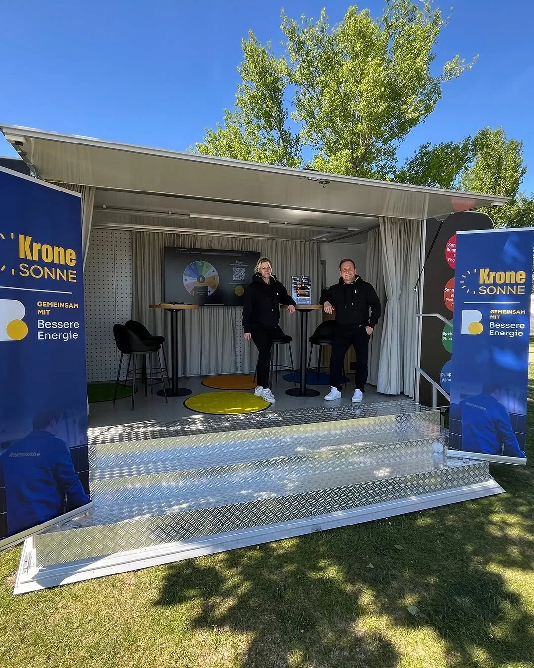 Promotionstand von Burgenland Energie im Rahmen der Krone Sonne Tour
